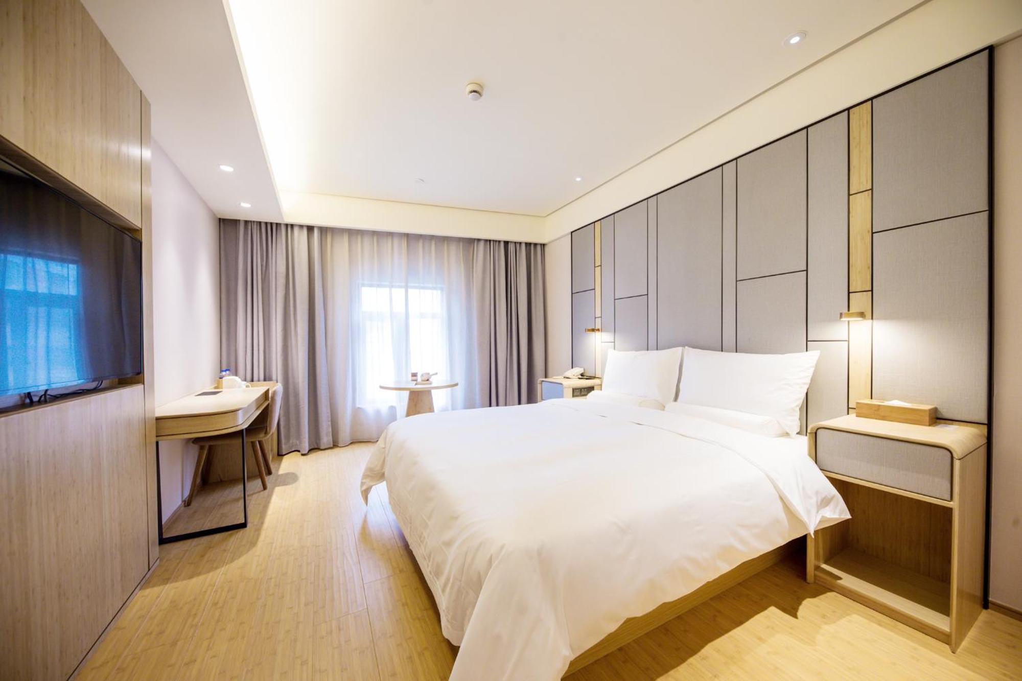 Ji The Bund Jinling East Road Hotel 3*